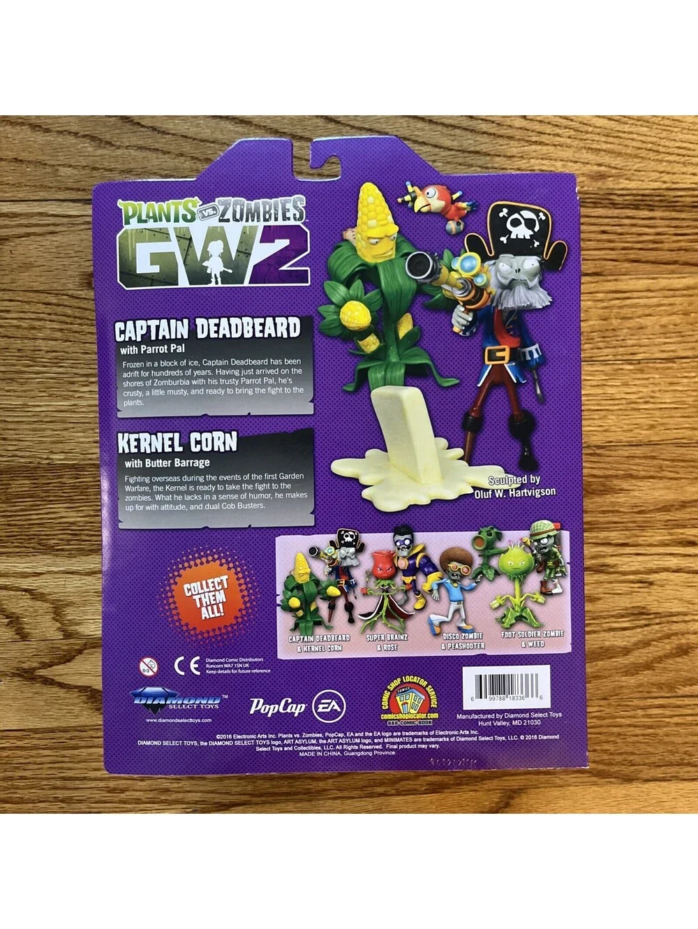 Diamond Select Toys PLants vs Zombies Captain Deadbeard & Kernal Corn 5